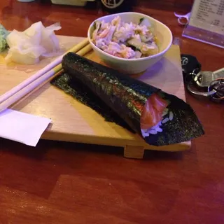 Spicy Salmon Hand Roll