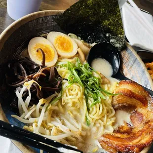 Garlic Tonkotsu Ramen