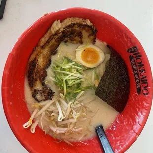Garlic tonkotsu
