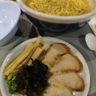 Toroniku Miso Ramen
