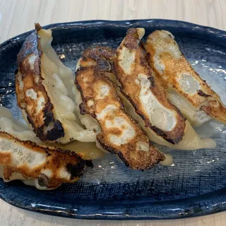 36) Gyoza