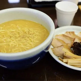 Toroniku Miso Ramen