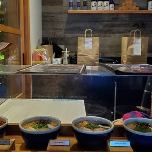 ramen and noodles, interior