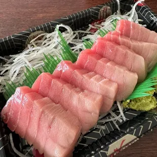 Chu Toro Sashimi