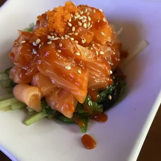 Spicy Salmon Tataki