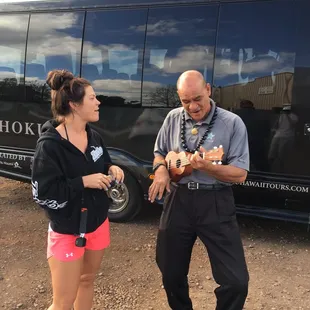 Cousin Kev serenading us with his uke.
