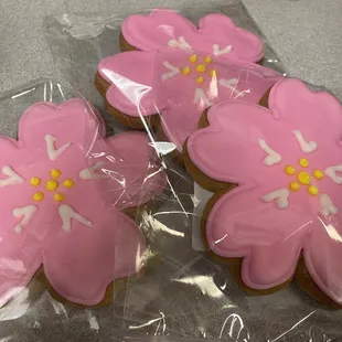 Girls day cookies. 3 cookies max per day you can purchase.