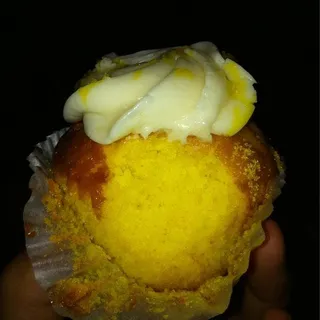 Lilikoi Cupcake