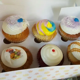 Vanilla with Buttercream Cupcake