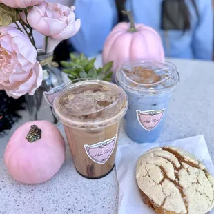 Nutella latte, Azul, Vanilla Concha