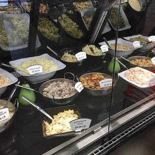 Salad / cold bar