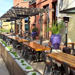 Tons of great outdoor seating, with heating at new Wolfe location.