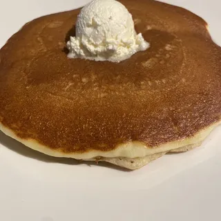 Short Stack Buttermilk Pancakes