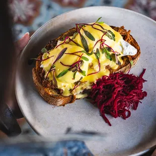 pulled pork benedict