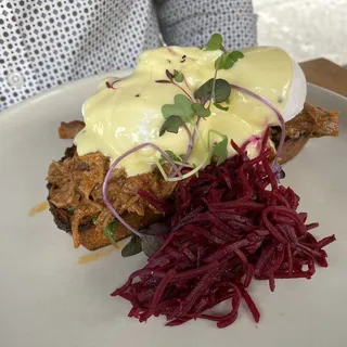 Pulled Pork Benedict
