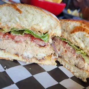 Crab cake sandwich