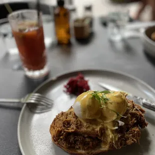 Pulled Pork Benedict - friggin&apos; amazing