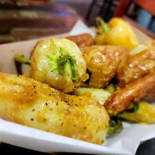 a plate of food with potatoes and broccoli