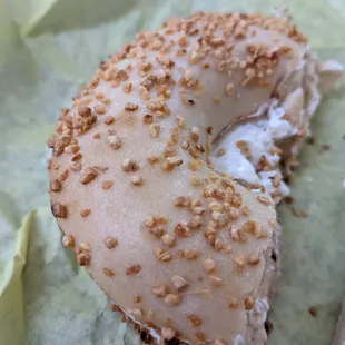 Garlic cream cheese bagel