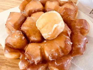 Town Donuts And Breakfast