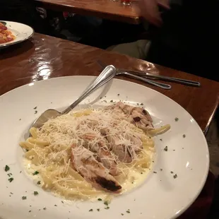 Fettuccini Alfredo