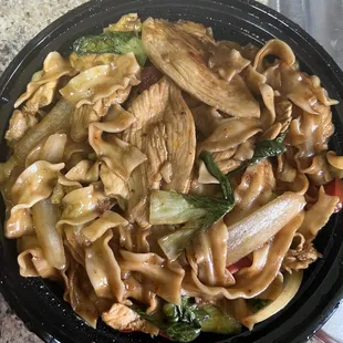 Greasy Oily Drunken noodles . Not that Good !