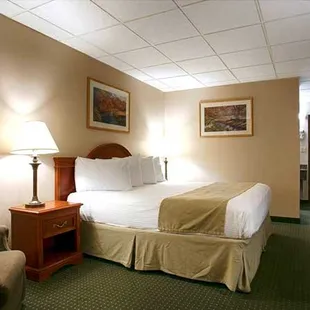 Holiday Manor McPherson, KS https://www.holidaymanormcpherson.com/