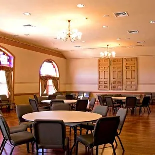 Holiday Manor McPherson, KS https://www.holidaymanormcpherson.com/