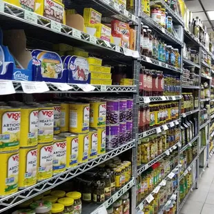 a grocery store aisle