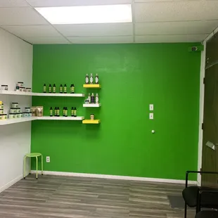 Holistic CBD Store 809 W ave J Lancaster Ca.93534