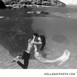 Trash the dress Session on the North Shore of Oahu Hawaii