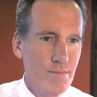 Dr. Holland has been practicing bariatric medicine in Albuquerque since 1992