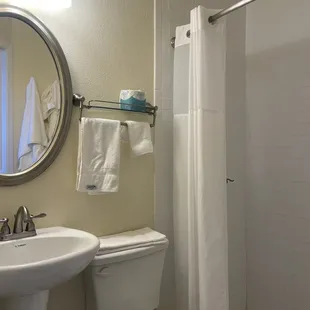 Bathroom of Nina&apos;s Room