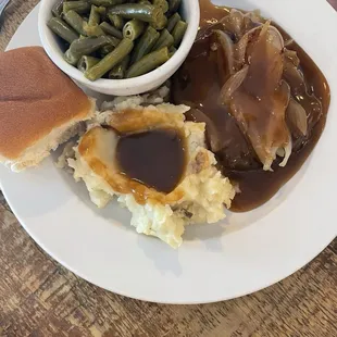 Hamburger Steak, mashed potatoes and snaps
