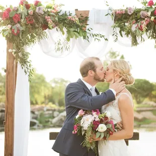 Holli B. Photography  Coles Garden Wedding