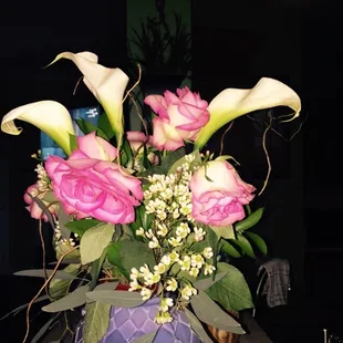 How it looked 3 days later. I followed the instructions that came with the arrangement about care and water.