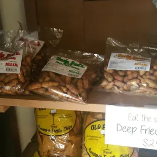 Yummy cruchy fried pnuts