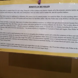 Info sign on the benefits of using bee pollen.