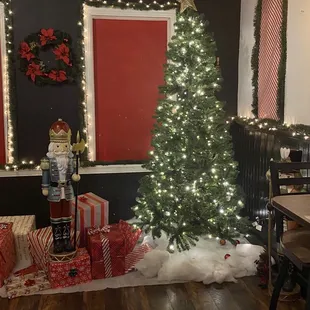 Holly Jolly Holiday Bar