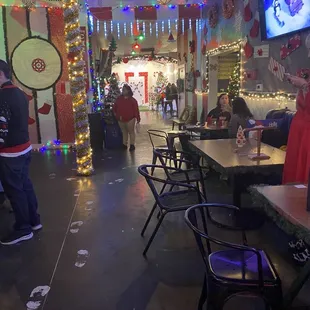 Holly Jolly Holiday Bar