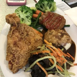 Sampler- meatloaf chicken tender loin mashed tators mixed veg