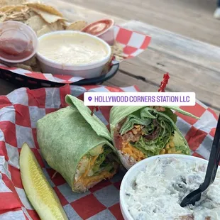 It was SO GOOD! The potato salad is next level!!