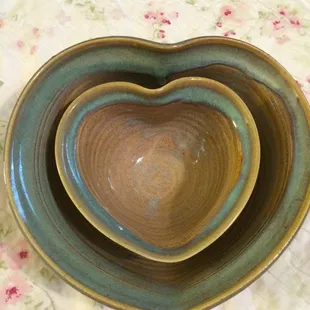 A matching set of heart bowls