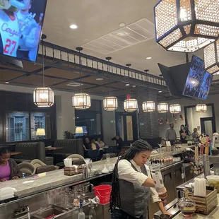 Nice bar area.