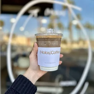 The winter seasonal vanilla hojicha latte is a must try!!