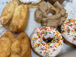 Bosa Donuts