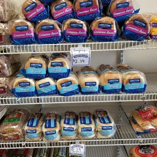 Bagels English Muffins (6) English Muffins (10)