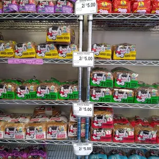 So many varieties of Dave's Killer Bread!