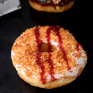 Toasted coconut raspberry