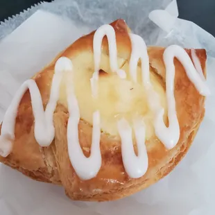 Cheese Danish cup
